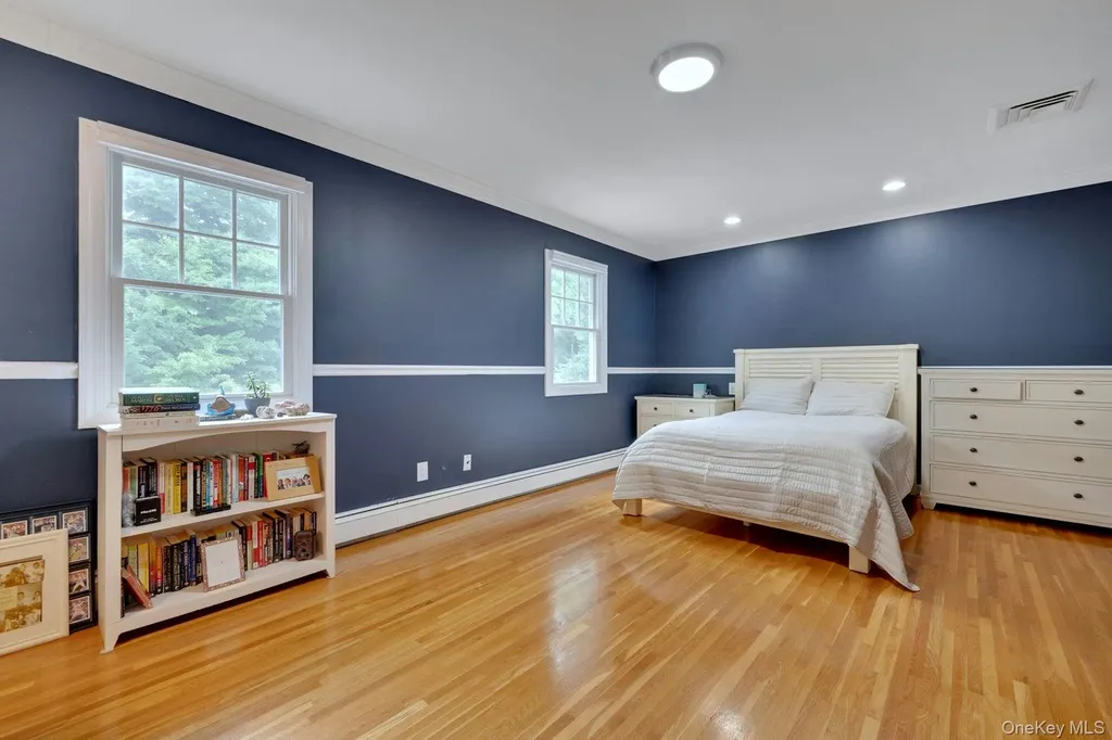 16 Hearthstone Circle Scarsdale NY 10583