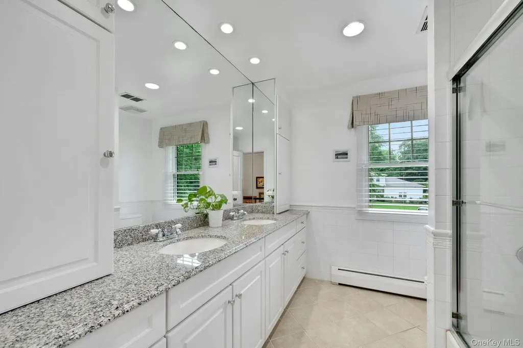 16 Hearthstone Circle Scarsdale NY 10583