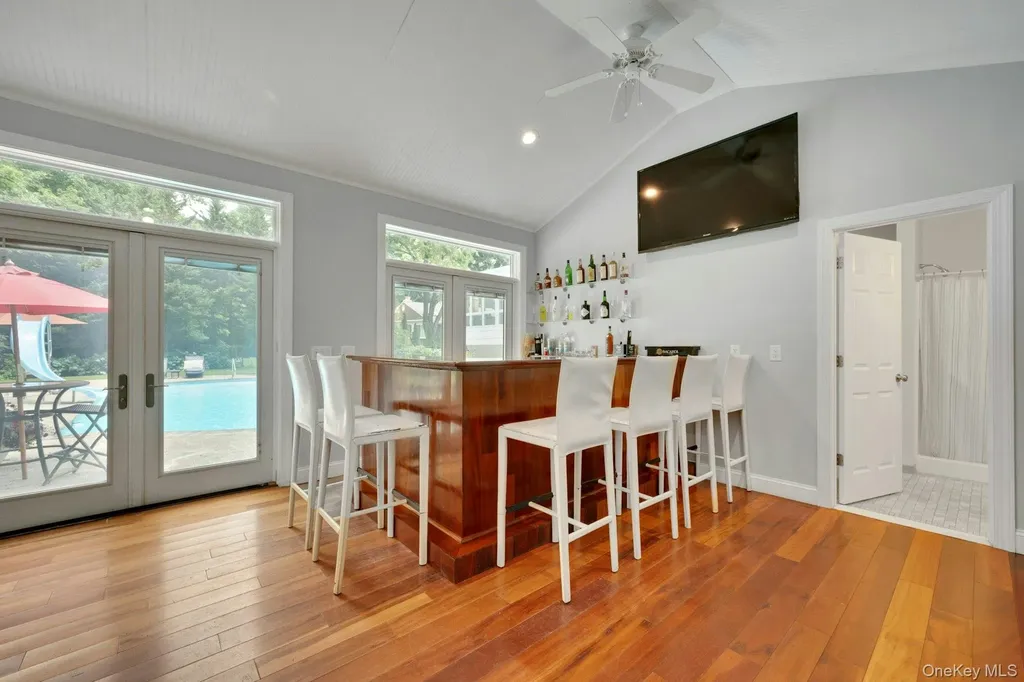 16 Hearthstone Circle Scarsdale NY 10583