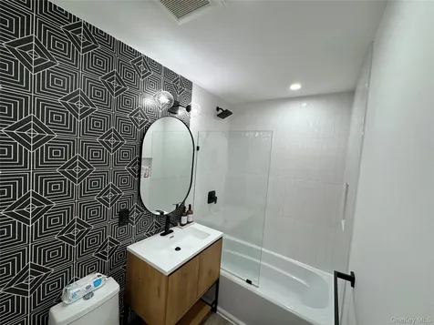 25 Alta Parkway Mount Vernon NY 10552
