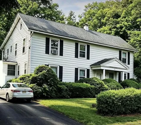 87 Susquehanna Avenue Great Neck NY 11021