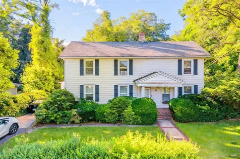 87 Susquehanna Avenue Great Neck NY 11021