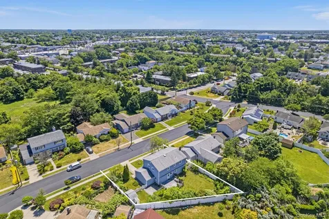 216 Gardner Avenue Jericho NY 11753