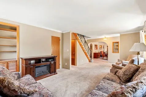 216 Gardner Avenue Jericho NY 11753