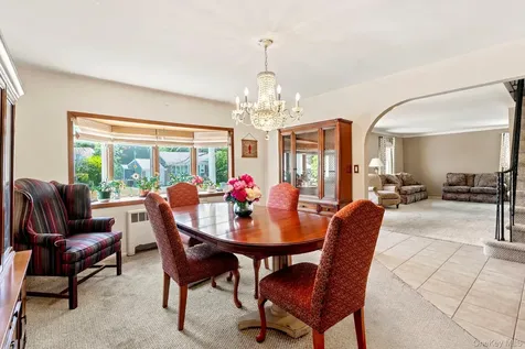 216 Gardner Avenue Jericho NY 11753