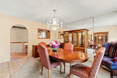 216 Gardner Avenue Jericho NY 11753