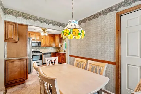 216 Gardner Avenue Jericho NY 11753