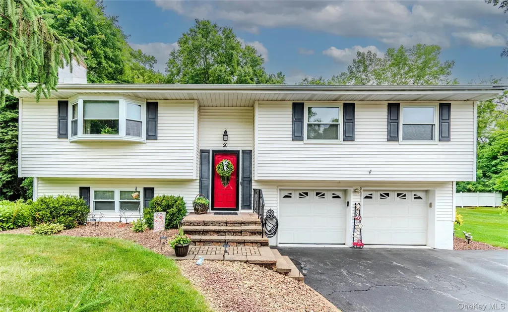 20 Kendell Drive Wappingers Falls NY 12590