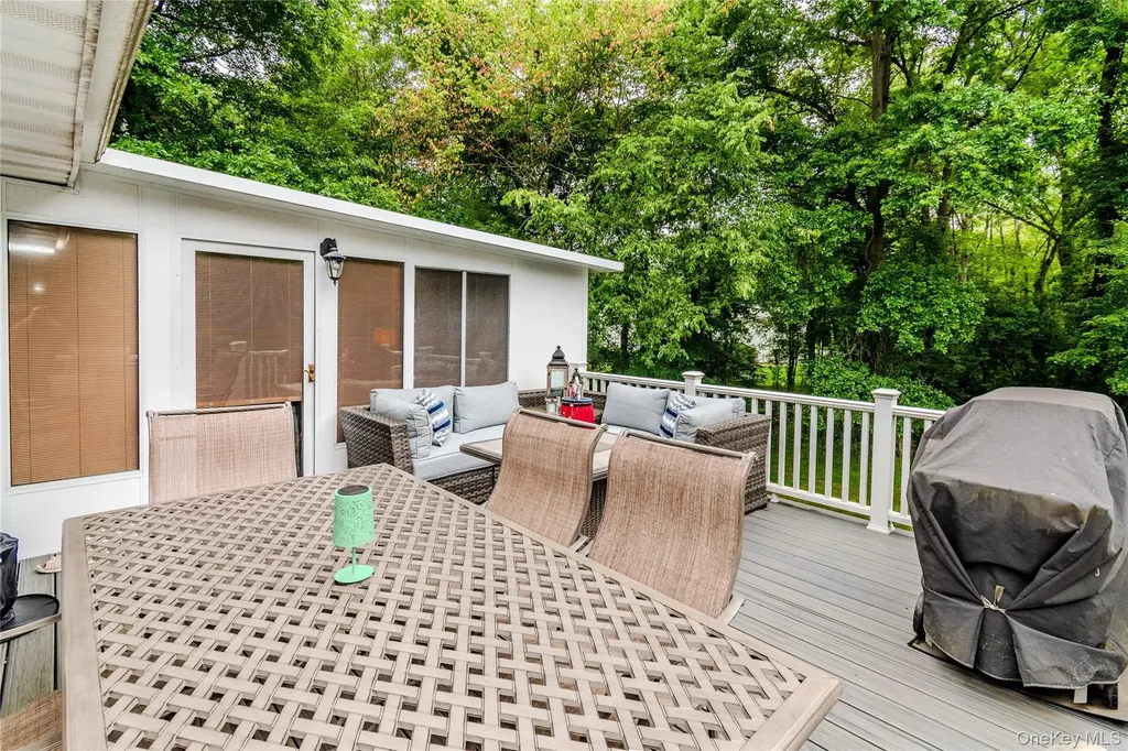20 Kendell Drive Wappingers Falls NY 12590