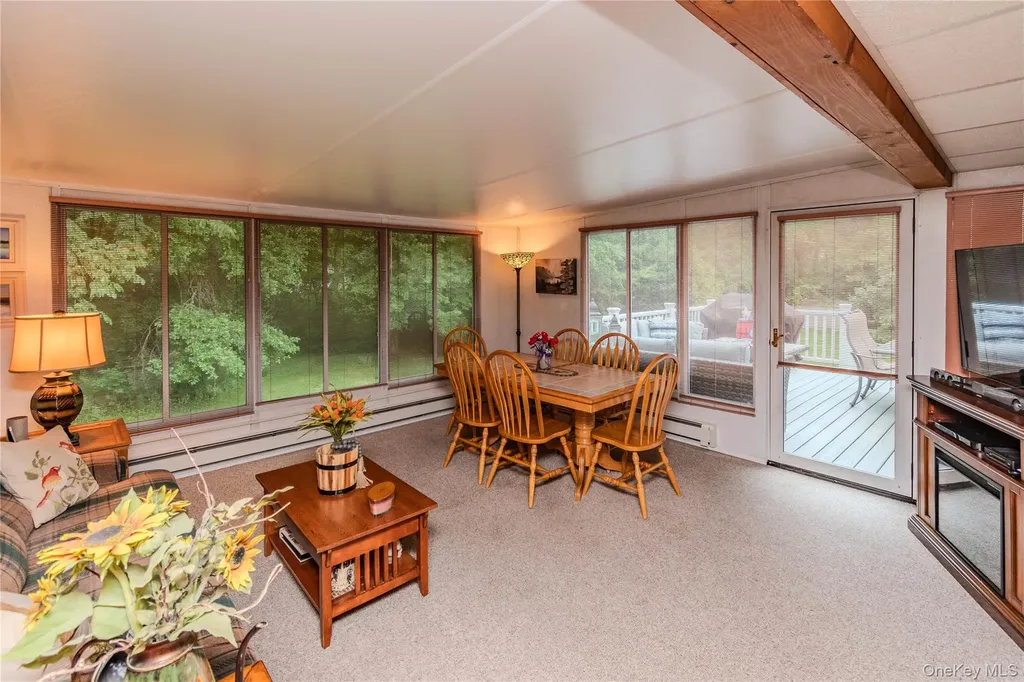 20 Kendell Drive Wappingers Falls NY 12590