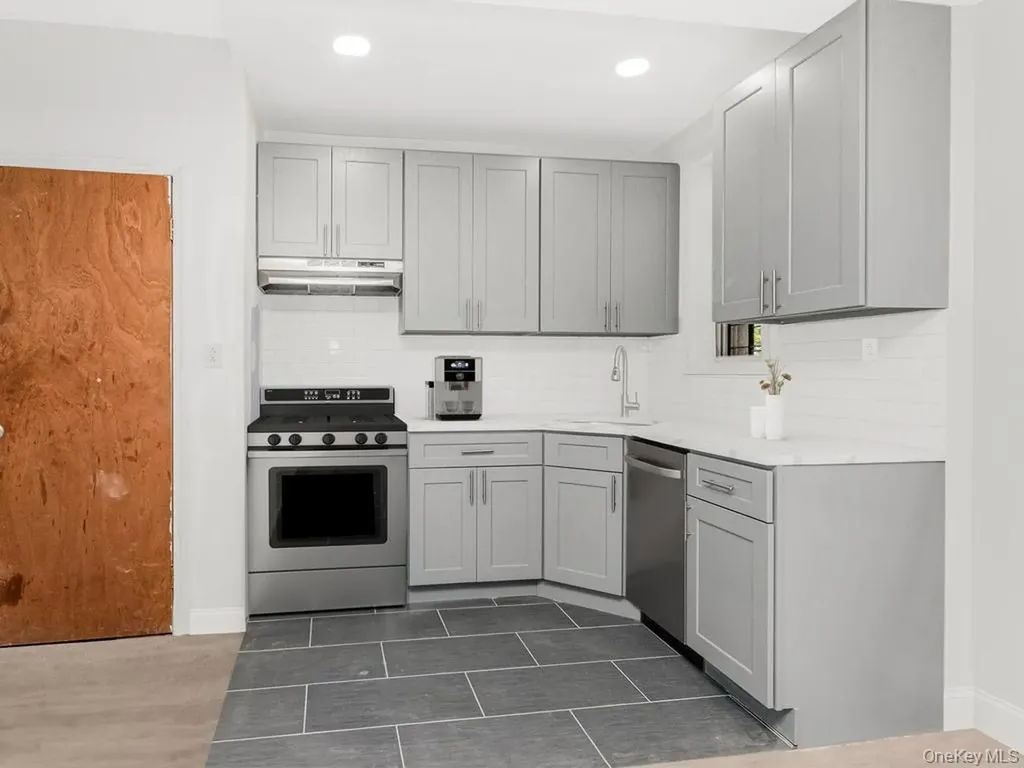 1893 Longfellow Avenue Bronx NY 10460
