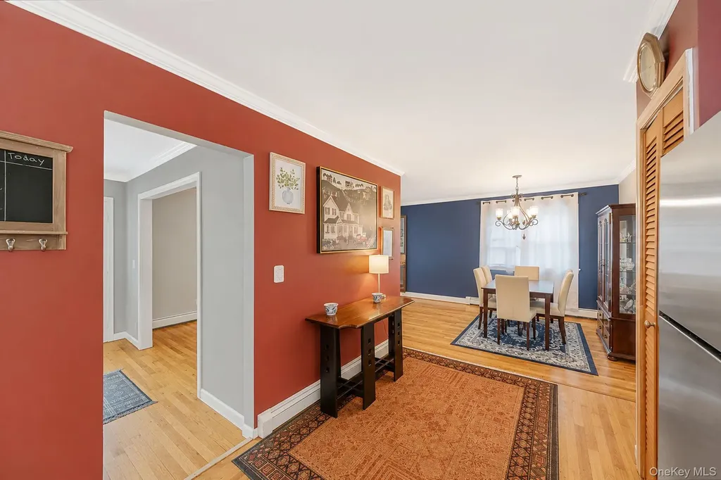 390 Blue Point Road Farmingville NY 11738