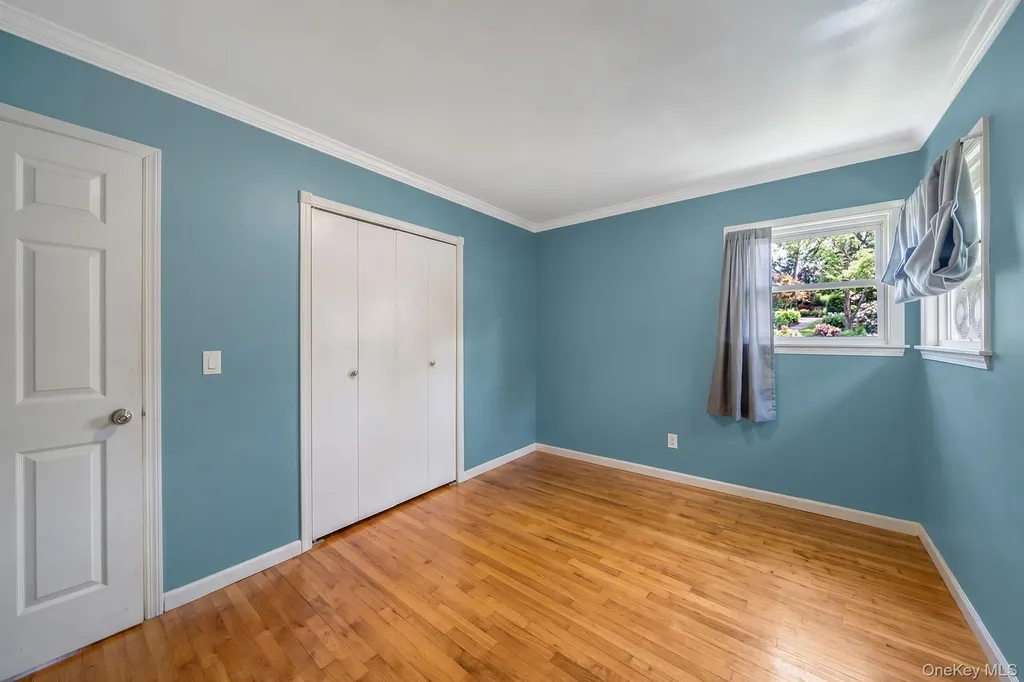 390 Blue Point Road Farmingville NY 11738