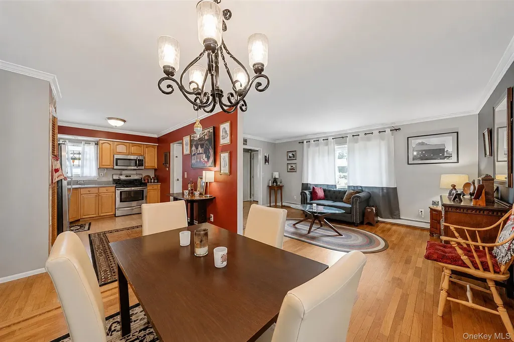 390 Blue Point Road Farmingville NY 11738