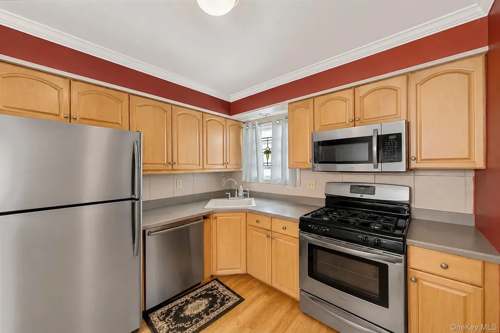 390 Blue Point Road Farmingville NY 11738