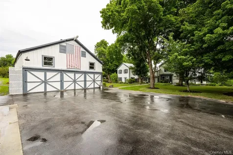 2327 Salt Point Turnpike Clinton Corners NY 12514