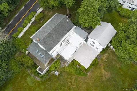 2327 Salt Point Turnpike Clinton Corners NY 12514