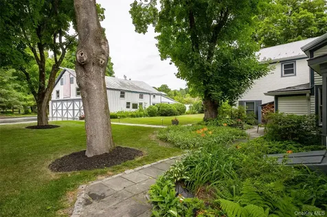 2327 Salt Point Turnpike Clinton Corners NY 12514