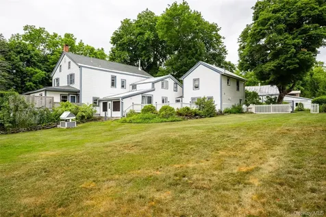 2327 Salt Point Turnpike Clinton Corners NY 12514
