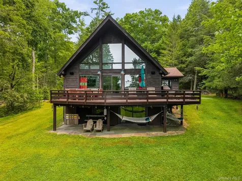 25 Waters Edge Drive White Lake NY 12786