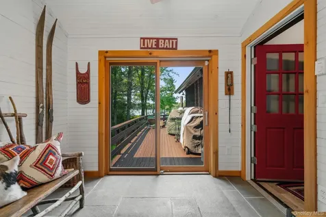 25 Waters Edge Drive White Lake NY 12786