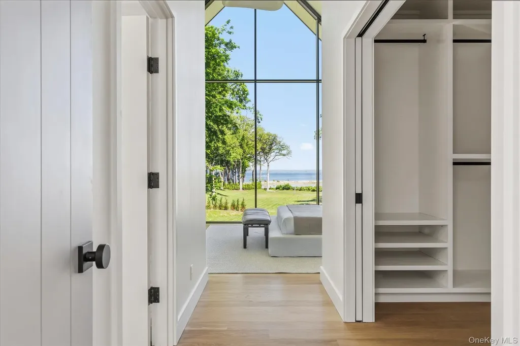 28 Watch Way Lloyd Harbor NY 11743