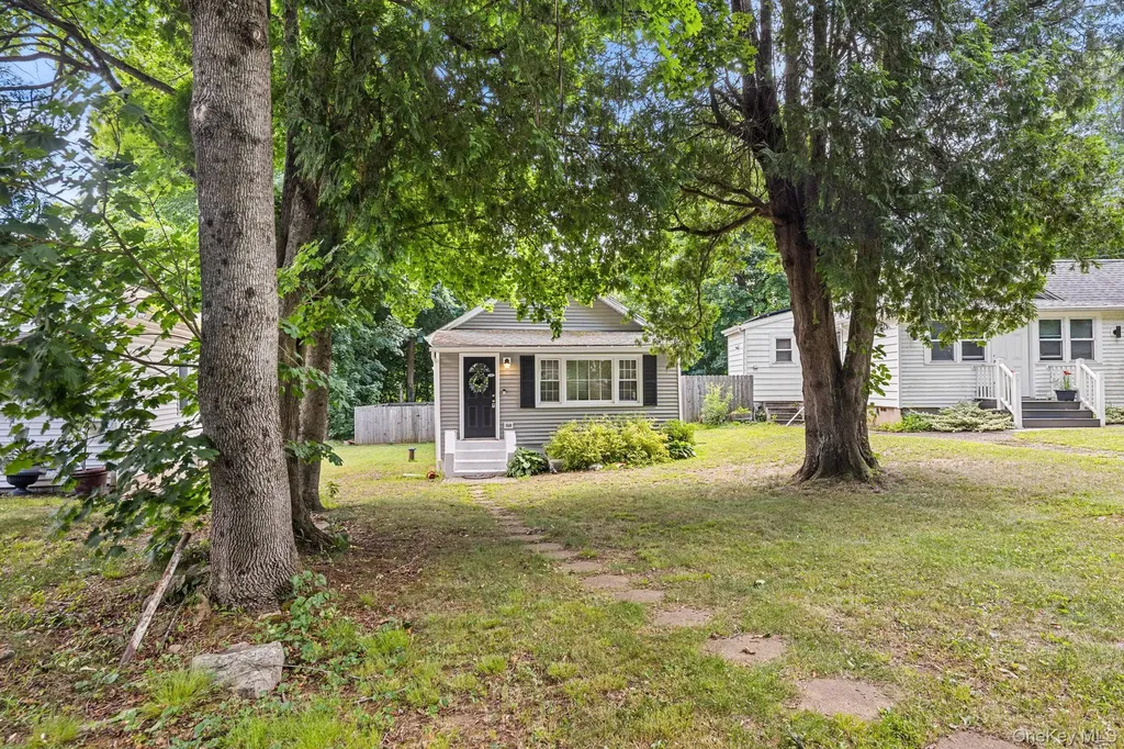 10 Batavia Road Patterson NY 12563