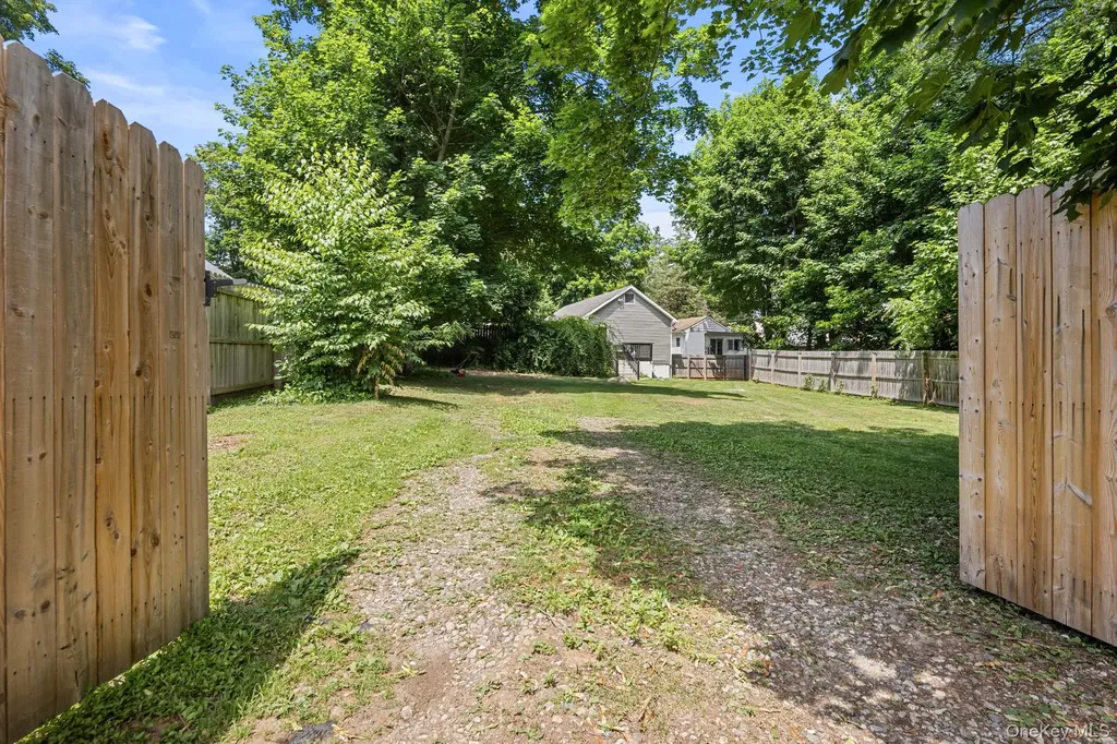 10 Batavia Road Patterson NY 12563
