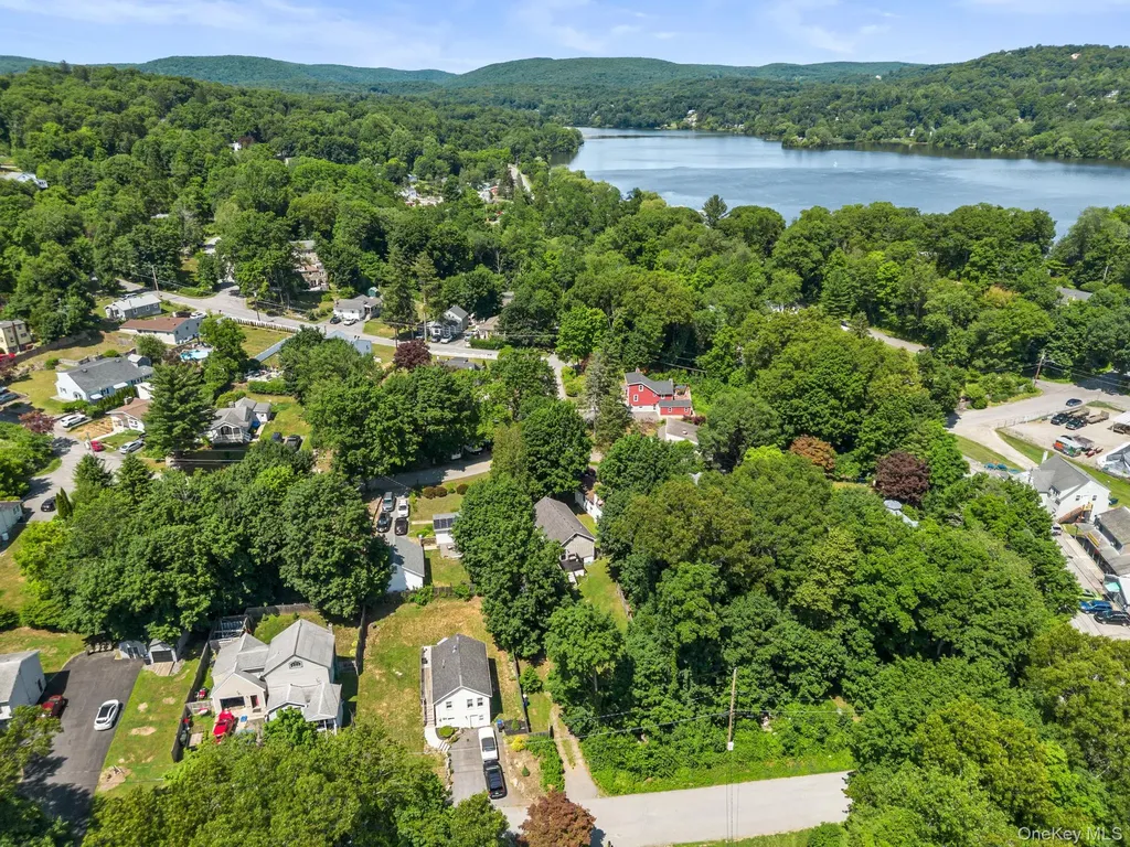 10 Batavia Road Patterson NY 12563