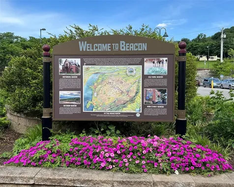 6 Colonial Road Beacon NY 12508