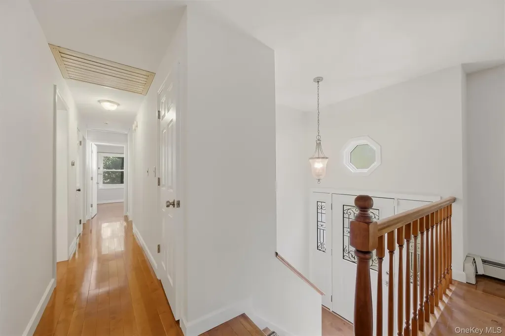 74 Peach Road Poughkeepsie NY 12601