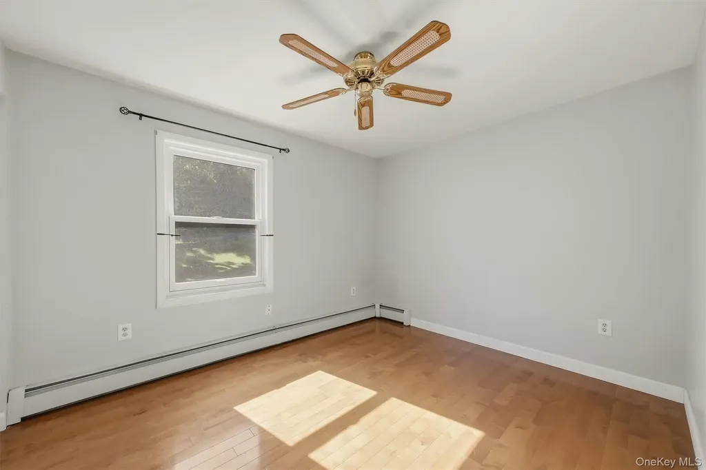 74 Peach Road Poughkeepsie NY 12601
