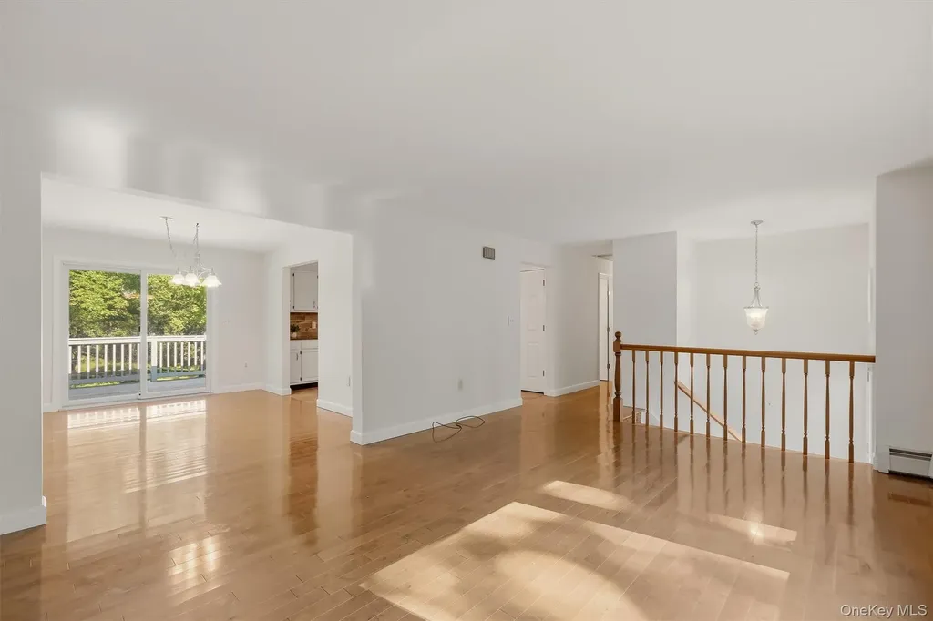 74 Peach Road Poughkeepsie NY 12601