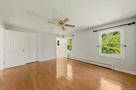 74 Peach Road Poughkeepsie NY 12601