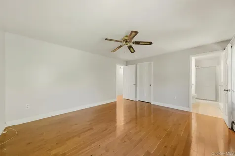 74 Peach Road Poughkeepsie NY 12601