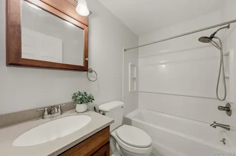 74 Peach Road Poughkeepsie NY 12601