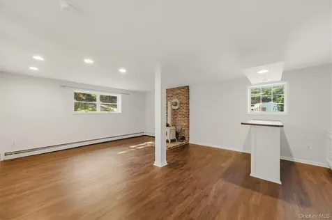 74 Peach Road Poughkeepsie NY 12601