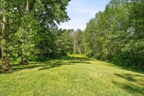 74 Peach Road Poughkeepsie NY 12601