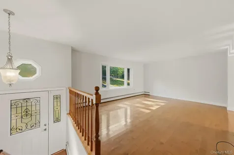 74 Peach Road Poughkeepsie NY 12601