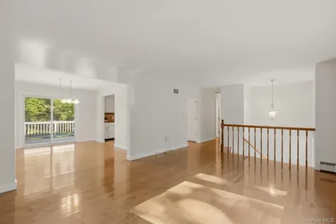 74 Peach Road Poughkeepsie NY 12601