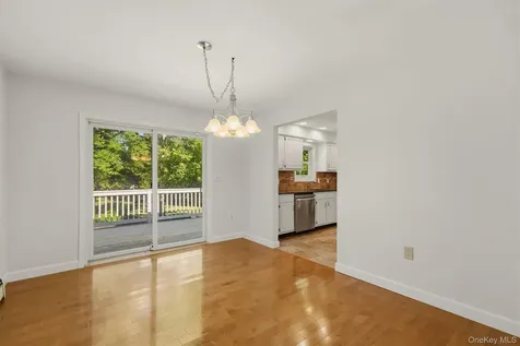 74 Peach Road Poughkeepsie NY 12601