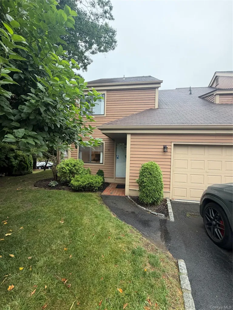 75 Greenway Close Rye Brook NY 10573