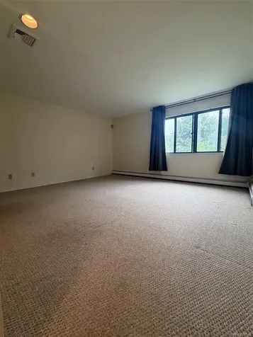 75 Greenway Close Rye Brook NY 10573