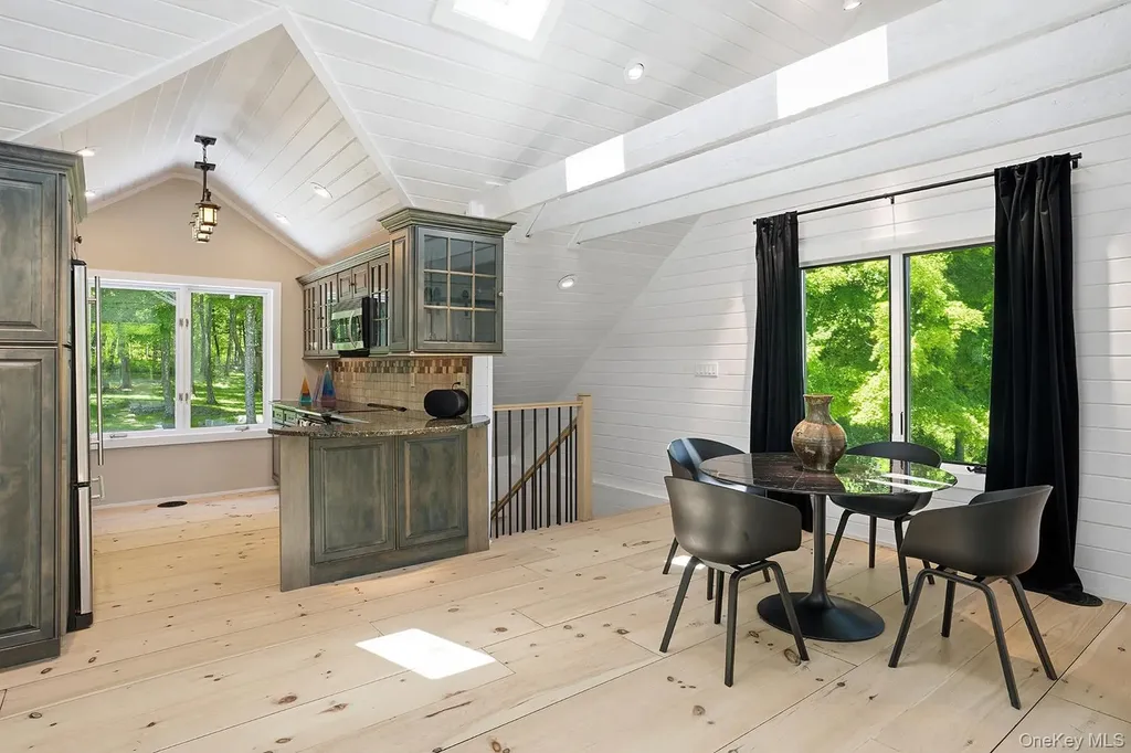 180 Dean Road Stormville NY 12582