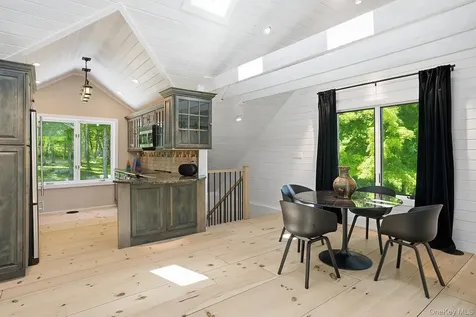 180 Dean Road Stormville NY 12582