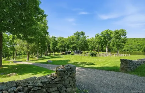 180 Dean Road Stormville NY 12582