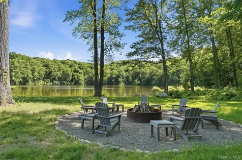 180 Dean Road Stormville NY 12582