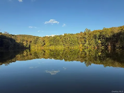 180 Dean Road Stormville NY 12582