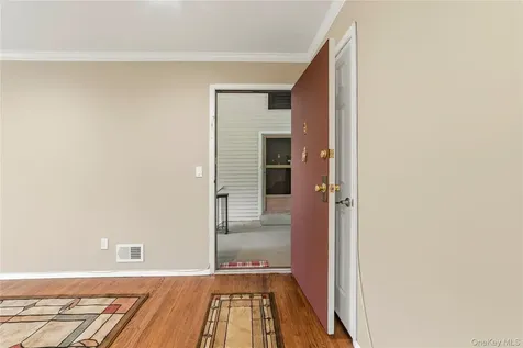 27 Walden Court Yorktown Heights NY 10598