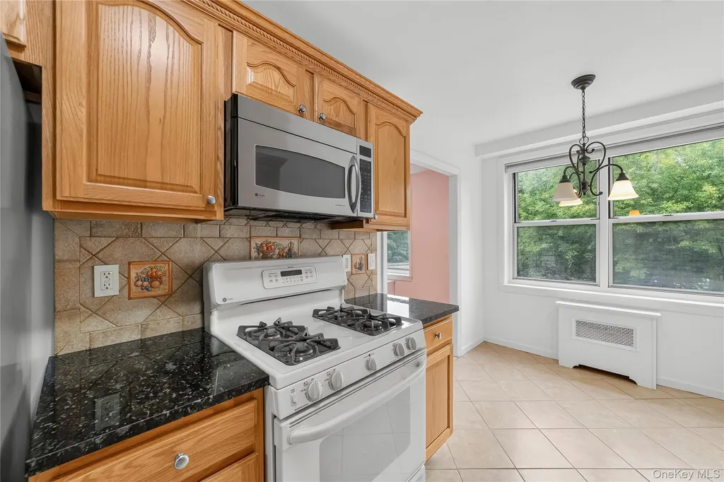 793 Palmer Road Bronxville NY 10708